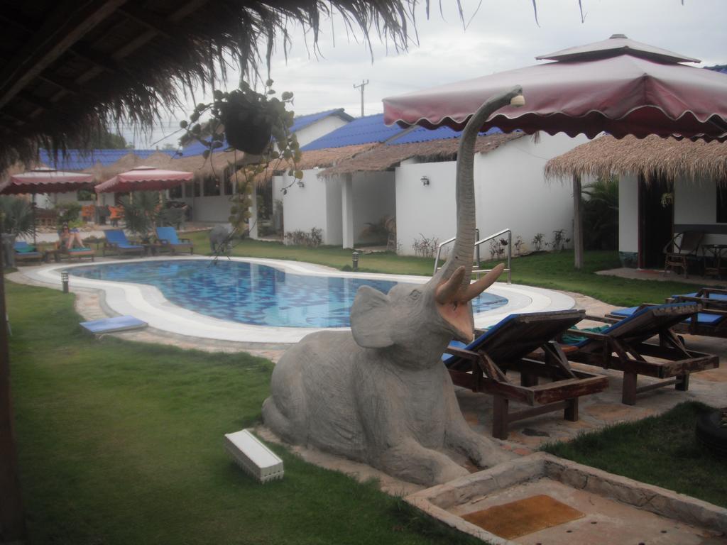 Pat Pat Guesthouse Sihanoukville Exterior foto