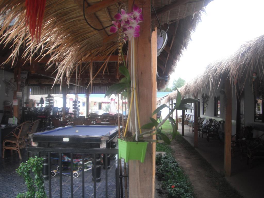 Pat Pat Guesthouse Sihanoukville Exterior foto